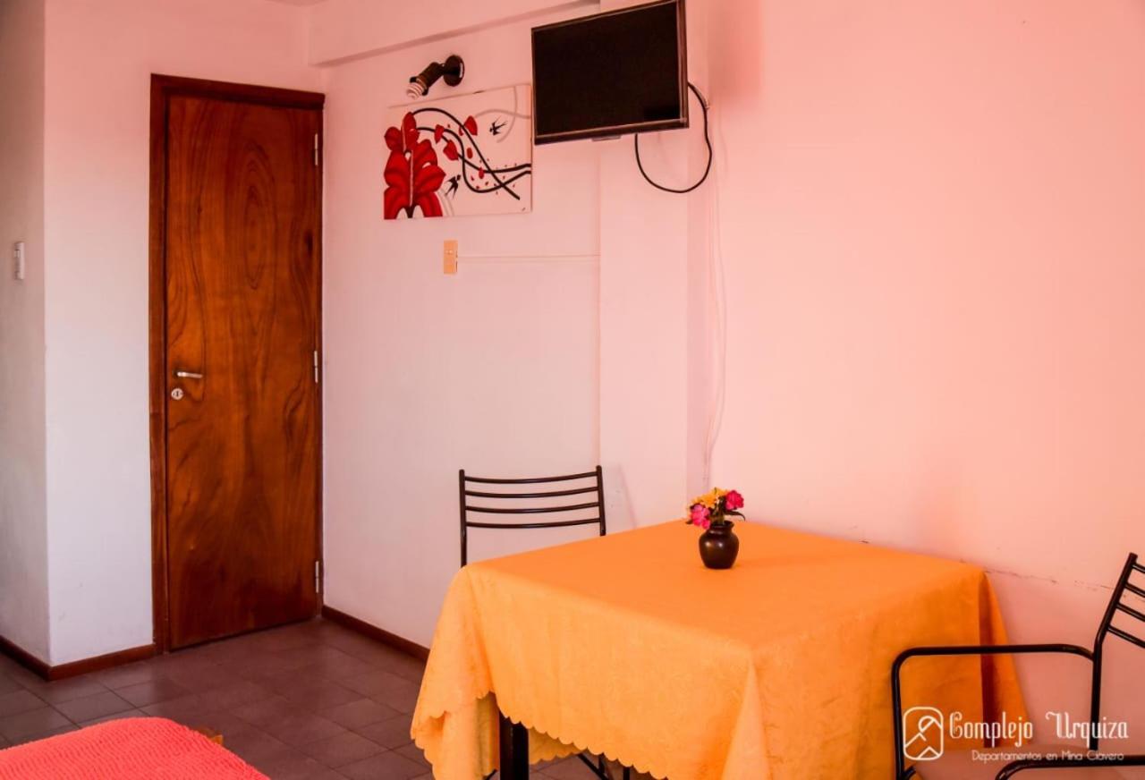 Apartamento Complejo Urquiza Departamentos Mina Clavero Exterior foto