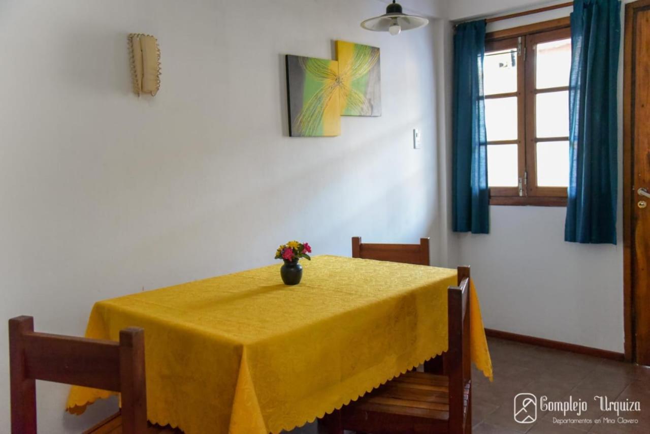 Apartamento Complejo Urquiza Departamentos Mina Clavero Exterior foto